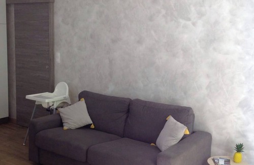 Carnoux-en-Provence House | Idyllic T2 near Calanques and Cassis with Pool & Kitchen