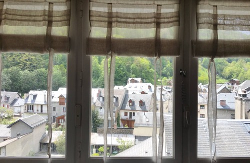 Bagneres-de-Luchon Apartment | Pet-Friendly Retreat with Pool & Kitchen in Luchon