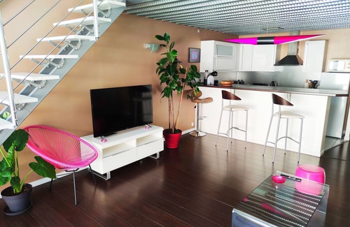 Anglet House | Elegant Duplex T2 in Anglet with Pool and Spa Amenities