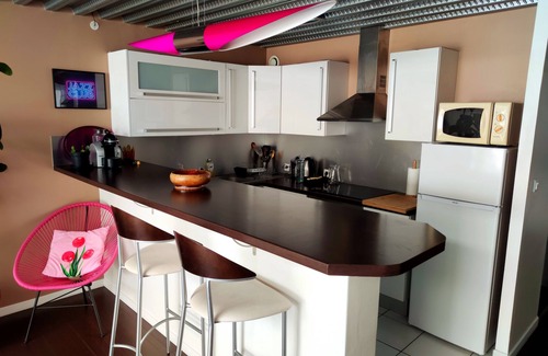 Anglet House | Elegant Duplex T2 in Anglet with Pool and Spa Amenities