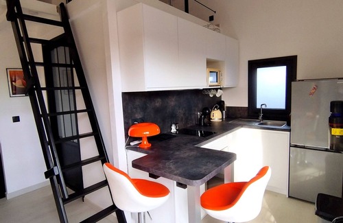 Biarritz Apartment | Artistic Escape at T2 bis Neuf: Poolside Relaxation Awaits