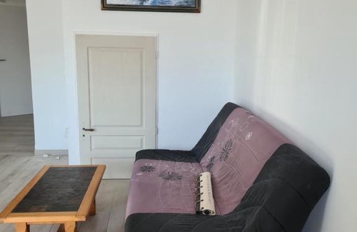 Frehel Apartment | Cozy T2 Refait à Neuf with Ocean Views in Frehel