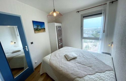 Le Barcares Apartment | Cozy T2 Apartment with Air Conditioning & Sea View in Le Barcarès