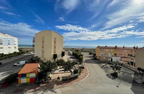 Le Barcares Apartment | Cozy T2 Apartment with Air Conditioning & Sea View in Le Barcarès