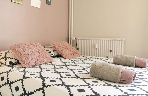 Limoges Apartment | Cozy Retreat in Limoges - Bords de Vienne with Top Amenities