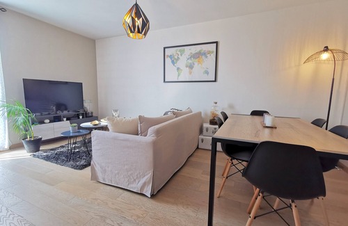 Limoges Apartment | Cozy Retreat in Limoges - Bords de Vienne with Top Amenities