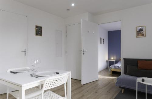 Segre Apartment | Charming T2 Charmant - Segré Centre Ville, Kid-Friendly Stay