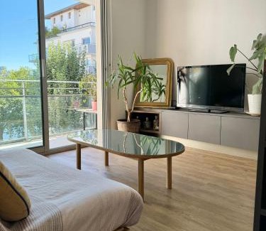 Madeleine-Champ de Mars Apartment | Convenient Stay Near Cité des Congrès with Parking