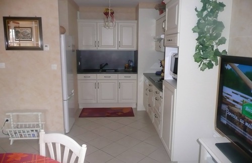 Les Sables d'Olonne Apartment | Guest Rated: 9.8 - Ocean View Retreat with Pool & Spa