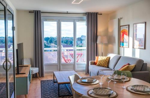 Bron Apartment | Modern T2 Near Montchat Hospitals - Kid-Friendly Comfort