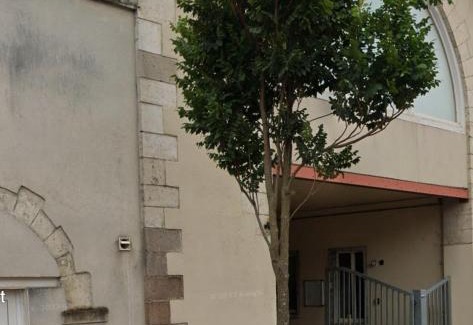 Limoges Apartment | Inviting T2 Duplex chez Lelie Home with Pet-Friendly Amenities