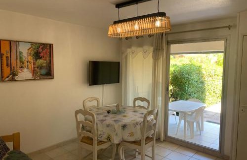 Le Lavandou Apartment | Relaxing T2 with Pool Access and Pet-Friendly Atmosphere