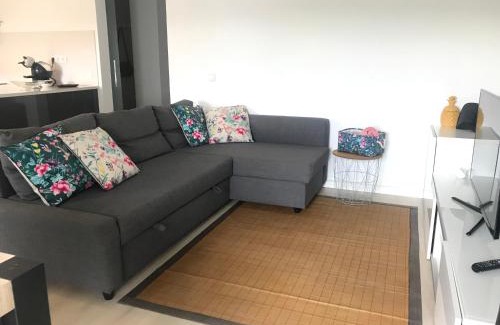 Ferragudo Apartment | Cozy Beach Apartment in T2 Ferragudo with Family Amenities