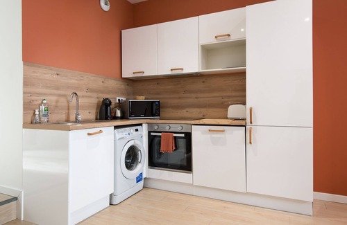 Rochefort Apartment | Modern T2 Haut Standing in Central Rochefort - Family Friendly