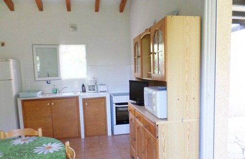 Cargese House | Tranquil T2 Houses: Beachside Retreat with Pool & Ocean Views