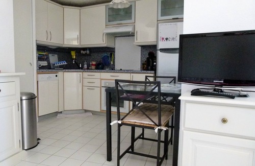Cap d'Agde Apartment | Idyllic T2 in Cap-d'Agde, Steps from Conque Beach