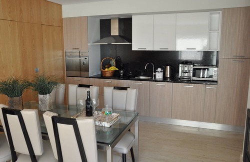 Cardielos House | Experience T2 in Quinta da Costa: Family-Friendly Oasis