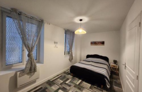 Gueret Apartment | Family-Friendly Retreat at T2 Jardin Guéret - Rated 8.7/10