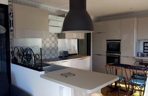 Aix-les-Bains Apartment | Lake View T2 with Large Balcony & Spa Amenities in Aix les Bains