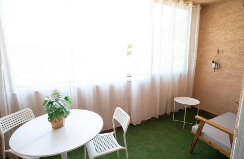 Giens Apartment | Family-Friendly Stay at T2 Les Dauphins Giens