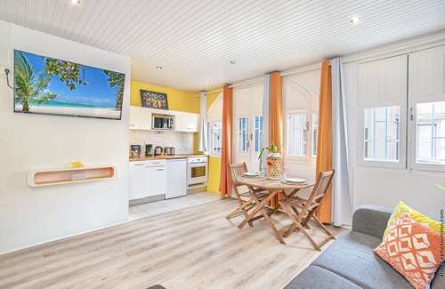 Fort-de-France Apartment | Discover T2 Luxury: Prime Location with Family-Friendly Amenities