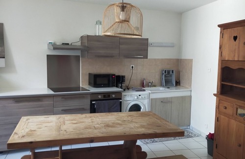 Saint-Agreve Apartment | Family-Friendly Retreat in T2 Meublé au Cœur du Village
