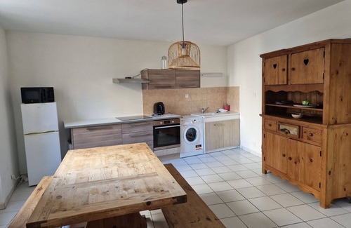 Saint-Agreve Apartment | Family-Friendly Retreat in T2 Meublé au Cœur du Village