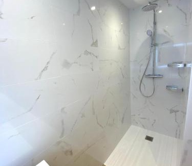 Sarlat-la-Caneda House | Discover T2 Neuf: Private Parking, Steps from the Center