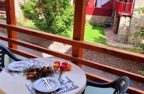 Font-Romeu-Odeillo-Via Apartment | Discover T2 pic de Lours Fontromeu: Family-Friendly Retreat