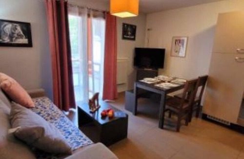 Font-Romeu-Odeillo-Via Apartment | Discover T2 pic de Lours Fontromeu: Family-Friendly Retreat
