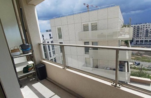 Bastide Apartment | Cozy T2 for 4 in Bordeaux Near Gare Ste Jean & City Center