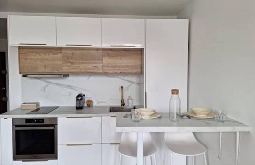 Arcueil Apartment | Cozy T2 Near Paris with Free Parking and Pet-Friendly Stays