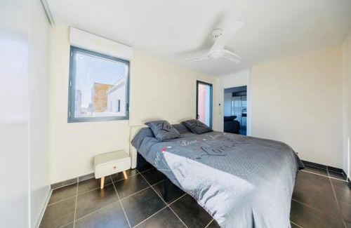 Grand Sud Apartment | Modern 2-Bedroom Retreat with Child-Friendly Amenities