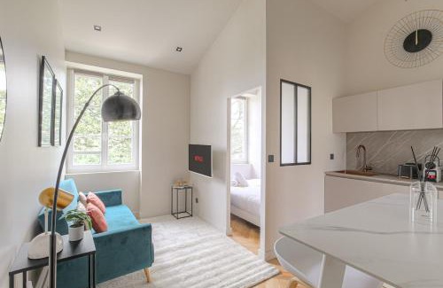 Charlier - Valvert Apartment | T2 rénové et confortable à Écully pour 2 personnes