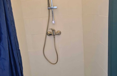 Chenac-Saint-Seurin-d'Uzet Apartment | Family-Friendly T2 Rental: Your Ideal Budget Escape