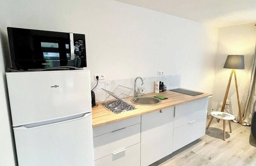 Larmor-Plage Apartment | Cozy Oceanfront Retreat Just Steps from the Beach