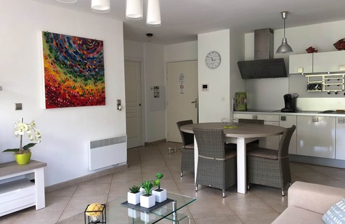Calvi Apartment | Discover a Quiet Retreat with Magnificent Mountain Views
