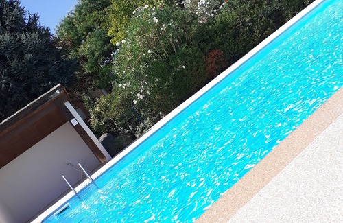 Chateau de l'Hers Apartment | Family-Friendly Stay with Pool & Tennis Near Airbus Space