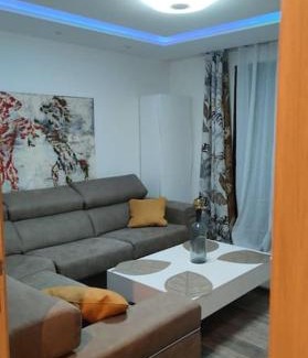 Aix-en-Provence Apartment | Comfortable T2 Apartment with Air Conditioning for Families