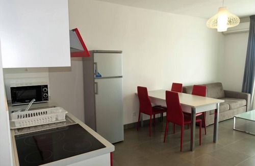Macinaggio Apartment | Pet-Friendly T2 Vue Cap: Oceanfront Bliss & Spa Retreat