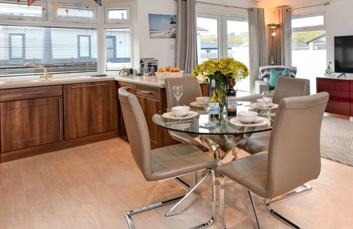 Mynytho Ski Chalet | T28, The Warren in the beautiful Pwllheli