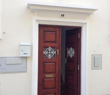 Santa Marinha House | Budget-Friendly T2P Félix House: Rated 9.5, Family-Friendly Stay