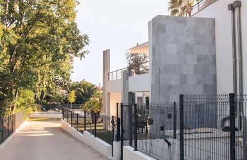 Les Lecques Apartment | Cozy T3 30 Near Beaches with Pool and Ocean Views