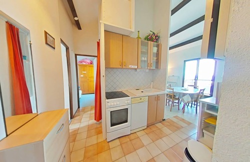 Saint-Pierre-la-Mer Apartment | Breathtaking T3 Apartment with Oceanfront Views