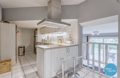 Veyrier-du-Lac Apartment | Family-Friendly Appartement T3 - Les Plattieres with Lake View