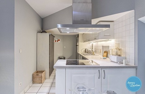 Veyrier-du-Lac Apartment | Family-Friendly Appartement T3 - Les Plattieres with Lake View