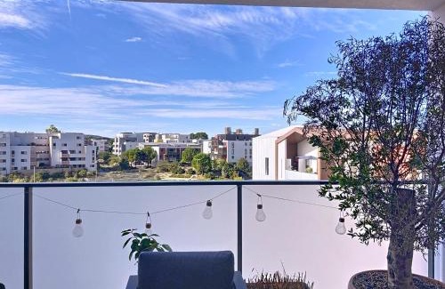 Saint-Jean-de-Vedas Apartment | T3 avec loggia, Clim et parking - Proche Montpellier
