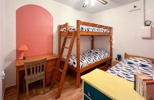 Port-Vendres Apartment | Family-Friendly Suite with Kitchen Near the Port