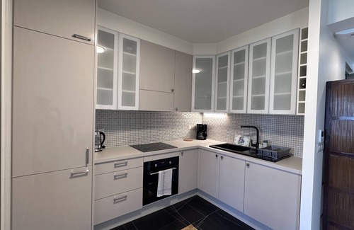 12th Arrondissement Apartment | Modern Stay Near Metro & Tram - Family-Friendly Amenities