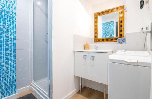 Decre-Cathedrale Apartment | Historic T3 Duplex in the Heart of a Vibrant Neighborhood